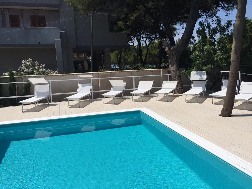 La Villa Della Meda Taranto Exteriör bild